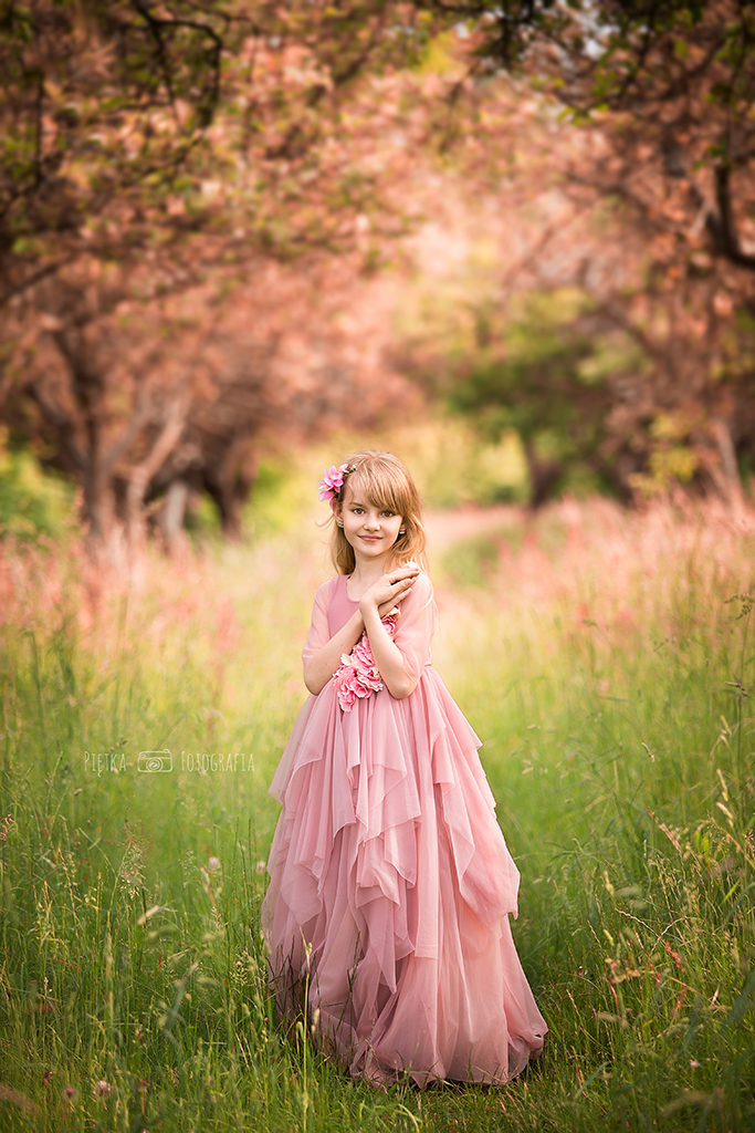Traveling dress poland fotograf lodz zgierz fotografia dziecieca fotografia ciazowa