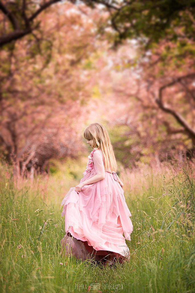 Traveling dress poland fotograf lodz zgierz fotografia dziecieca fotografia ciazowa